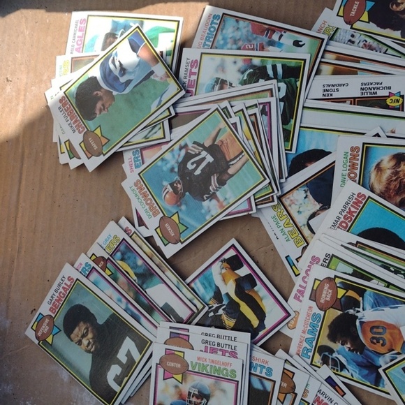 1979 Football Cards - Picture 5 of 5